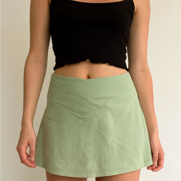 PINK Victoria's Secret Light Green Mini Skirt/skort - Picture 1 of 5